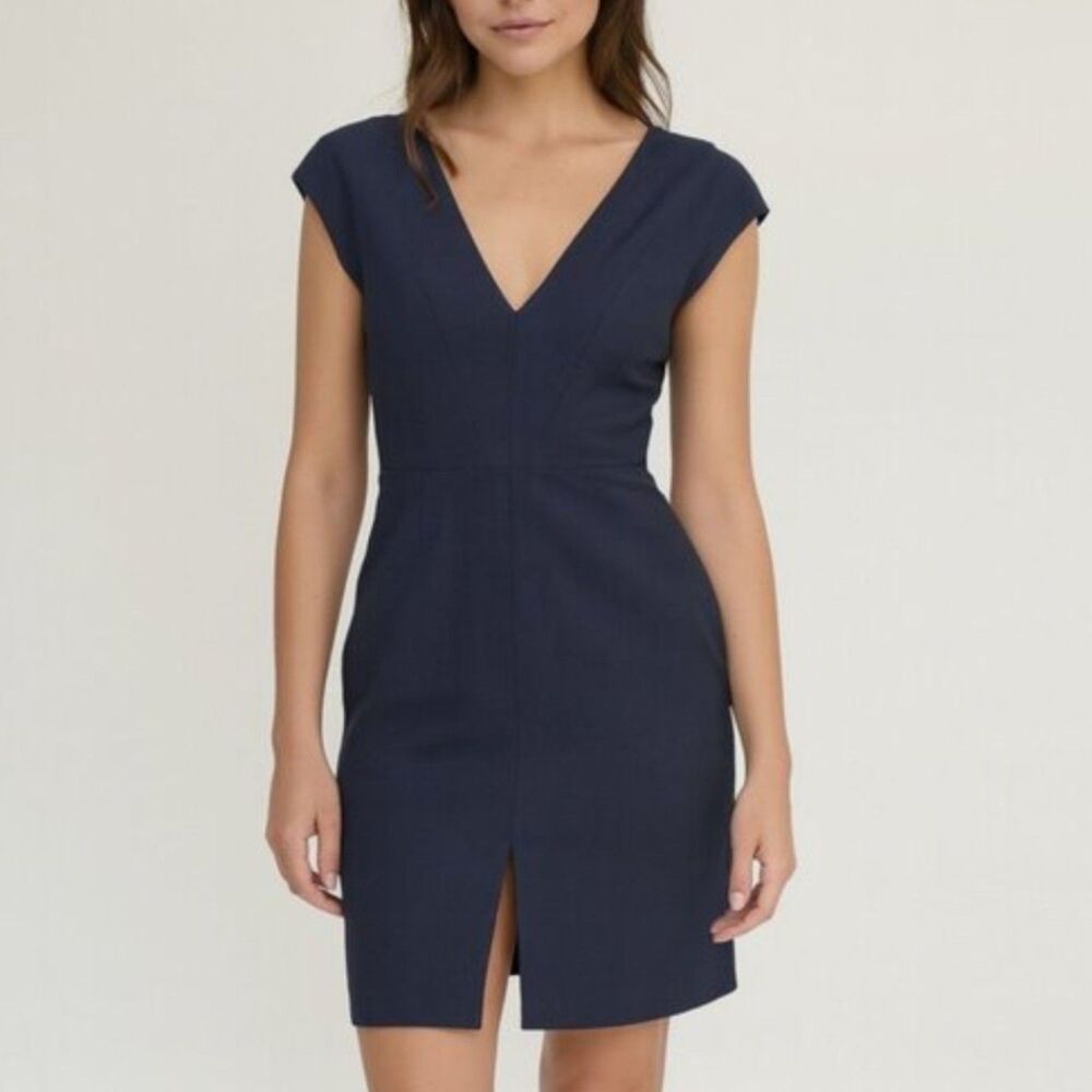 DVF Diane von Furstenberg V-Neck Sheath Dress Women Size 4 Navy Career Cocktail
